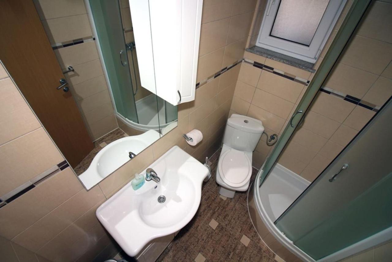 4 Bedroom Apartment In Tisno Dış mekan fotoğraf